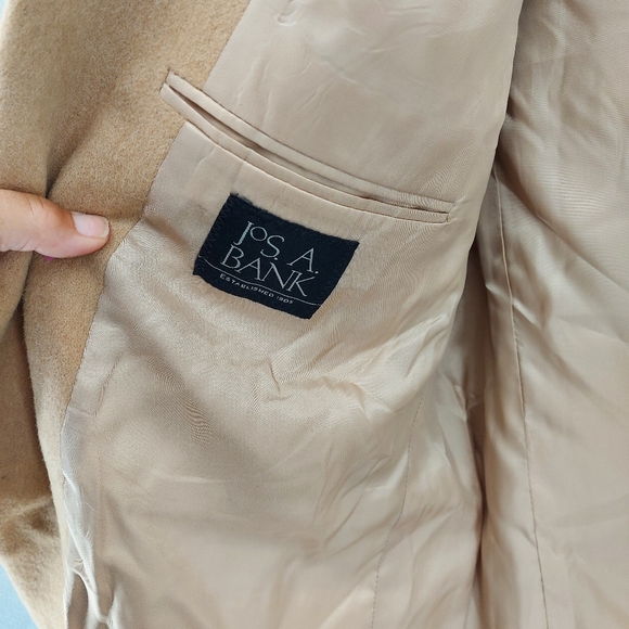 Jos A Banks Executive Collection Traditional Fit Camelhair Blazer - Picture 8 of 8